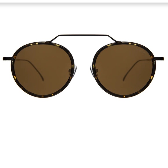 Illesteva Wynwood Ace Sunglasses in Flame/Black